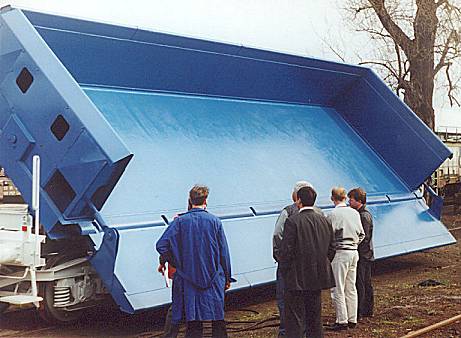 Offene 4-achsige Selbstentladewagen Fakks