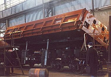 Wagons à benne basculante à bogies Fakks