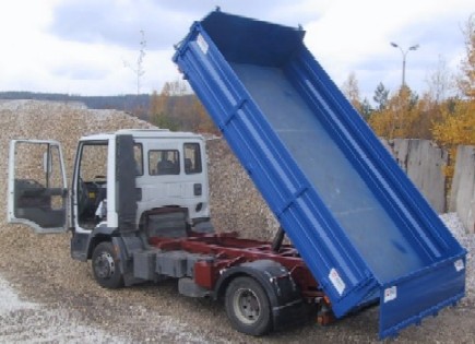 Nutzfahrzeuge für Kommunen und Industrie