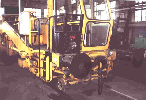 Gleisstopfmaschine Plasser&Theurer Unimat 08-275 SP