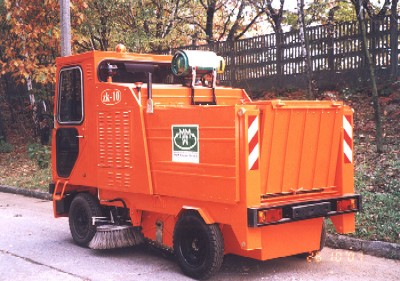 Nutzfahrzeuge für Kommunen und Industrie