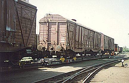 Schmalspur-Rollwagen zum Transport von Normalspurwagen