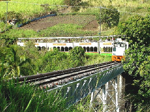 Rumänische Dieselloks aus Polen für Touristikbahn St. Kitts (Karibik)