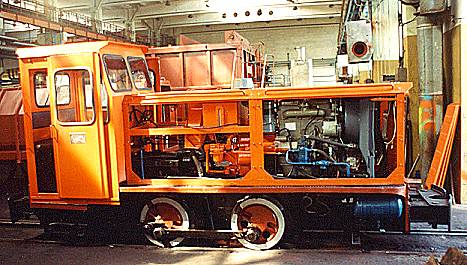 Modernisierte Diesellokomotive WLP 50 für 450 mm bis 1000 m Spurweite
